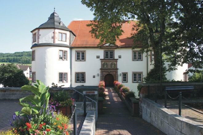 Hardheim Wasserschloss und historische Schlossplatzanlage