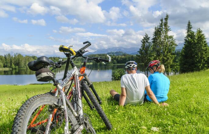 Radfahrer bei einer Rast