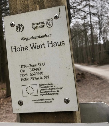Wegweiser Hohe Wart Haus