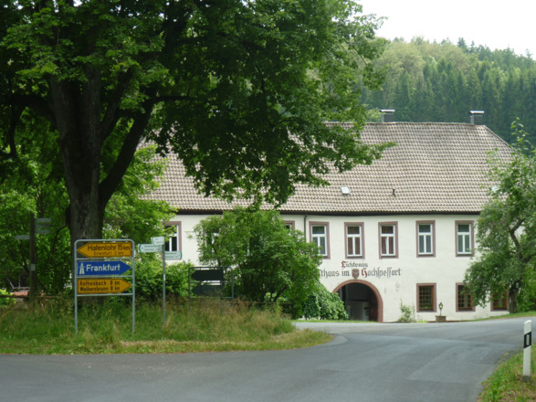 An der Lichtenau wird das Hafenlohrtal erreicht.