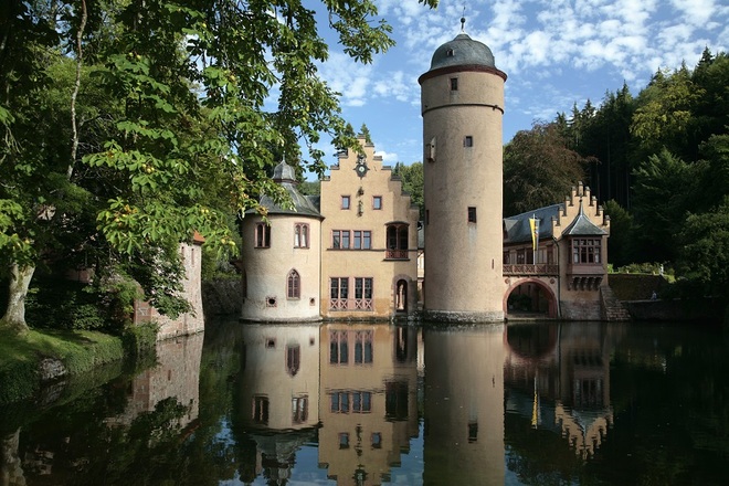 Schloss Mespelbrunn