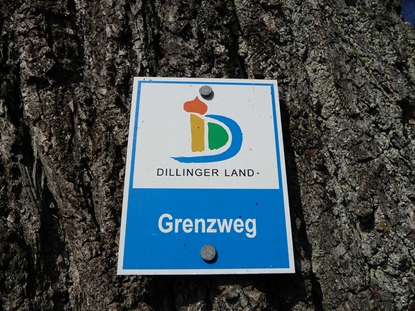 Wanderzeichen Grnezweg