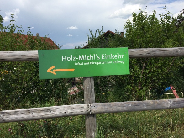 Ein Stop lohnt sich hier beim Holz Michel