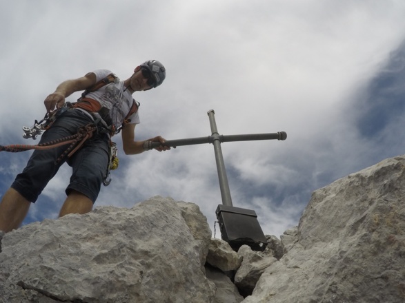 am Gipfelkreuz der Watzmann Jungfrau (4. Kind)