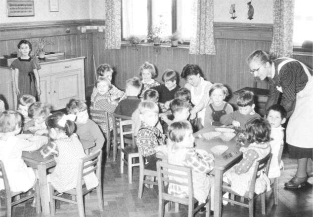 Innenaufnahme des Kindergartens 1954