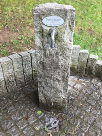 Trinkwasserstelle am Wasserturm
