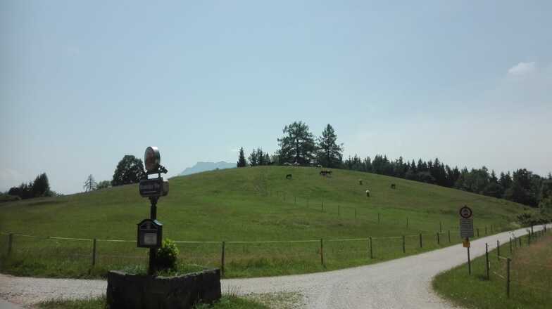 Abzweigung bei der Neubichlalm