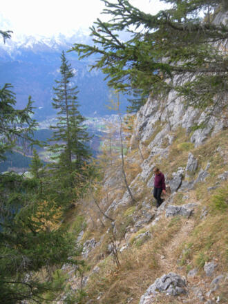 steiler Abstieg über den Sappensteig