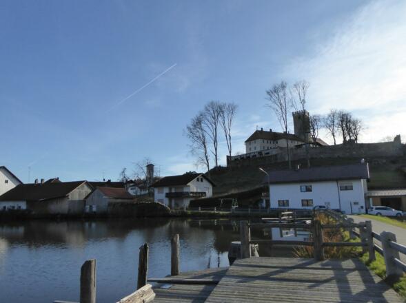 Badeweiher in Falkenfels
