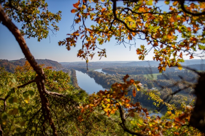 Aussichtspunkt auf die Donau auf dem Felsweg bei Oberndorf/bad Abbach