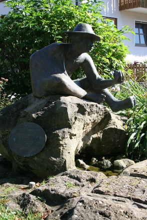 Brunnen in Gustenfelden