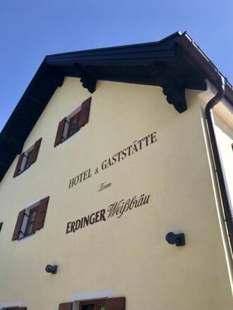 Hotel & Gaststätte zum Erdinger Weißbräu