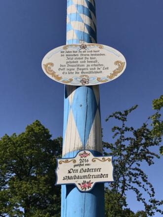 Maibaum - St. Canisius Kirche