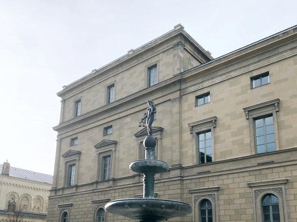 Brunnen vor der Münchner Residenz