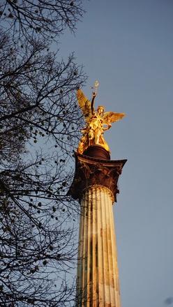 Friedensengel Nahaufnahme Winter