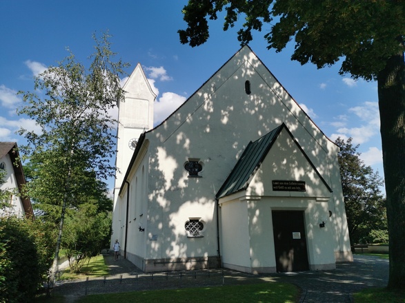 St. Michael Lochhausen