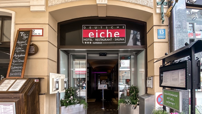 Haupteingang der Deutschen Eiche