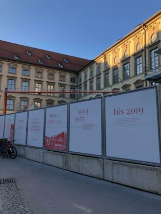 Blick auf die Alte Akademie - Neuhauser Straße 8
