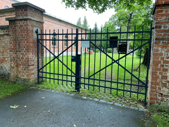 alter jüdischer Friedhof Eingang
