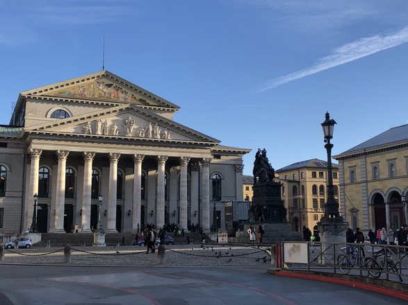 Max-Joseph-Platz