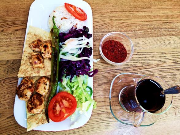 Lammspießteller im Sultan Restaurant