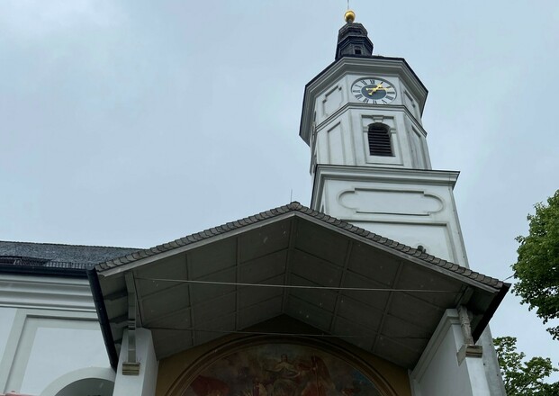 alte Pfarrkirche St. Margaret nah