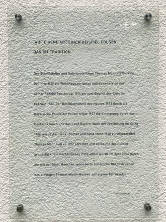 Gedenktafel vor der Thomas Mann Villa