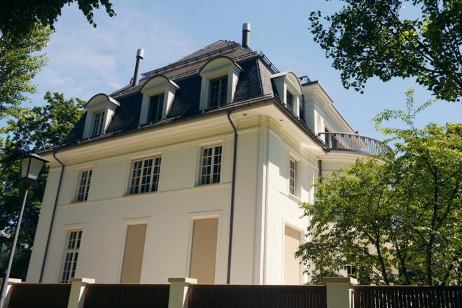 Seitenansicht der Thomas Mann Villa