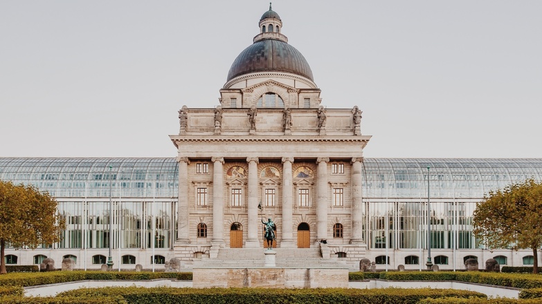 Bayerische Staatskanzlei
