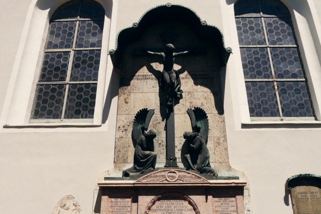 Außenfassade der Pfarrkirche St. Georg