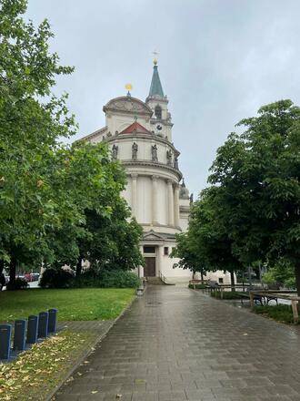neue Kirche St. Margaret vorne