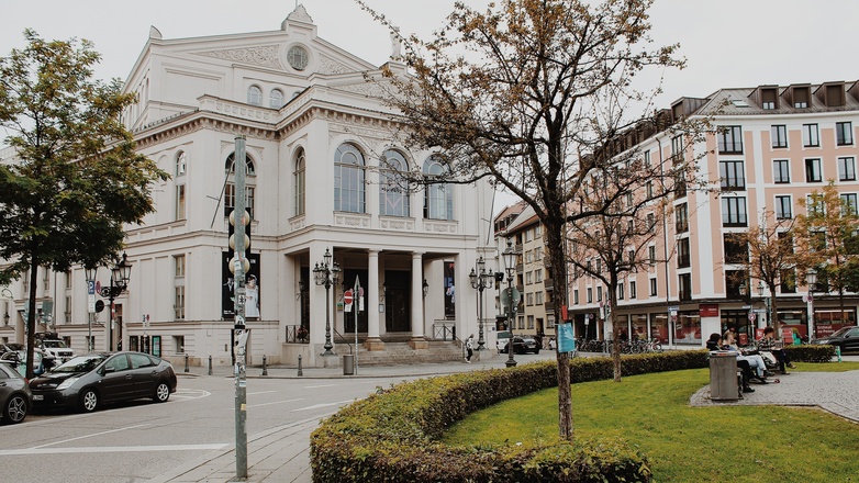 Blick auf das Staatstheater