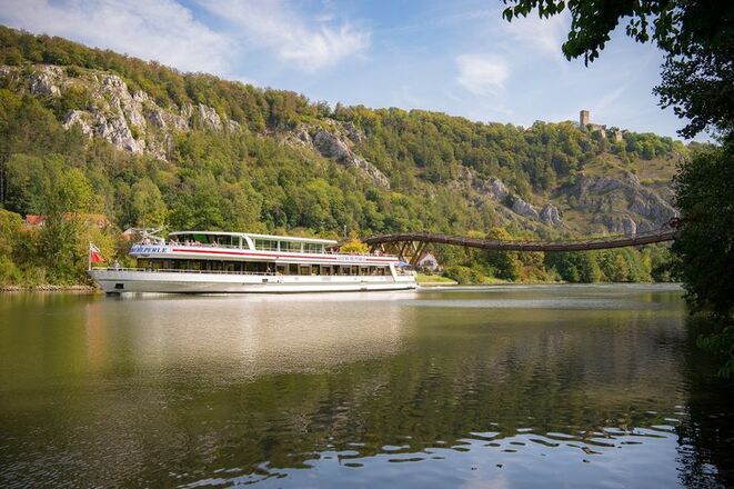 Schifffahrt von Kelheim über Essing nach Riedenburg