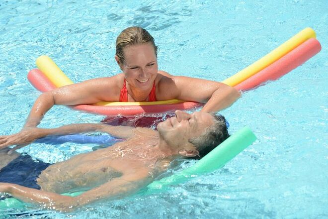 Gesundheit und Entspannung im Mineral-Thermalwasser