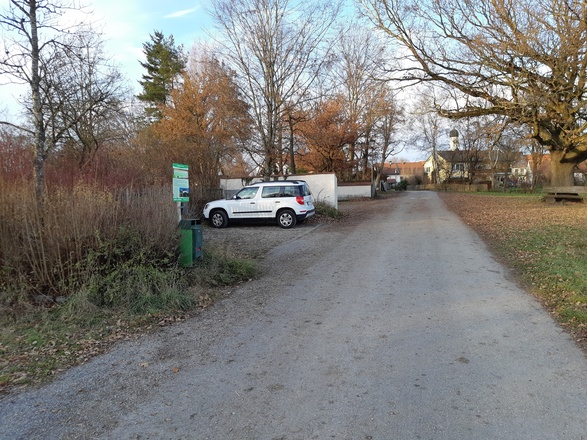 Parkplatz am neuen Friehof