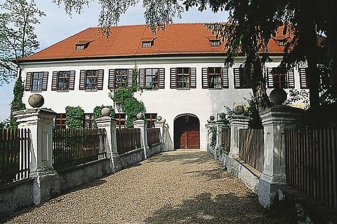 Schloss Ratzenhofen in Elsendorf
