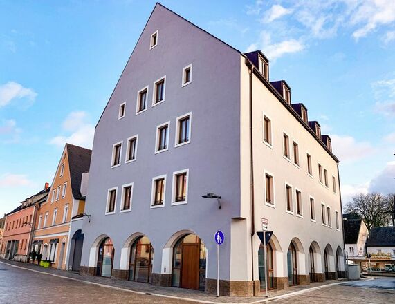 Das Kulturhaus Storchenwirt am Stadtplatz in Neustadt a.d.Donau beherbergt u.a. ein interaktives Museum.