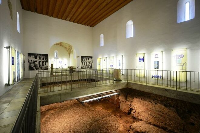 Schon vor 2.000 Jahren wussten die alten Römer was ihnen gut tut und nutzten die gesundheitsfördernde Wirkung des Schwefelwassers. Wie, wo und warum sie das machten, erfahren Besucher im Römischen Museum für Kur- und Badewesen in Bad Gögging.