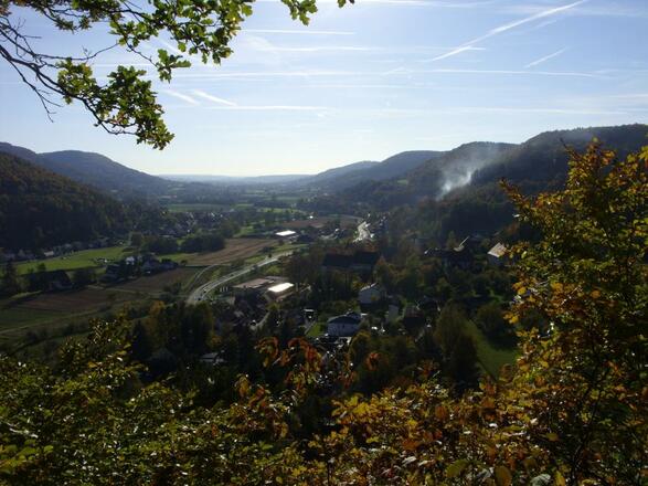 Blick Richtung Ebermannstadt und Walberla von der Brocksanlage