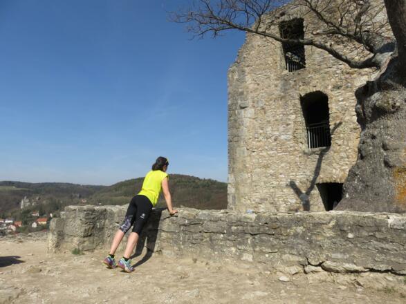 FXT-Federn ~ Burganlage Neideck