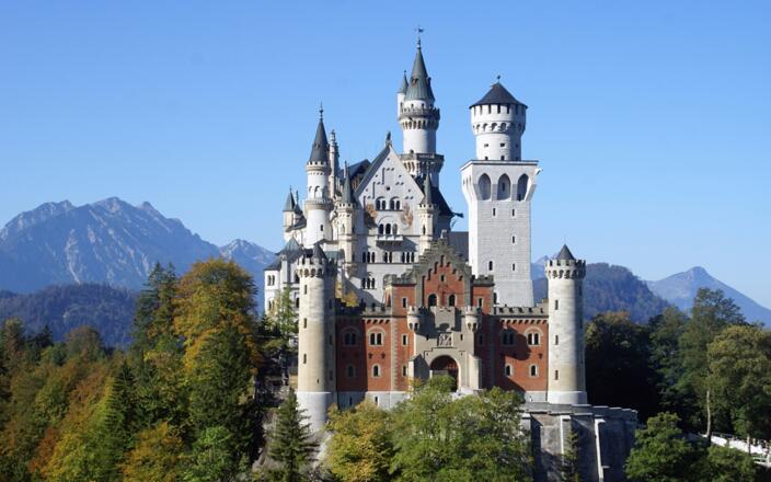 Schloss Neuschwanstein im Sommer