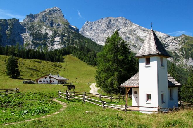 Kühroint Alm mit Kapelle