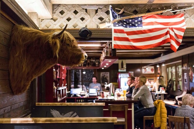 B306 Steakhouse Bar &amp; Restaurant