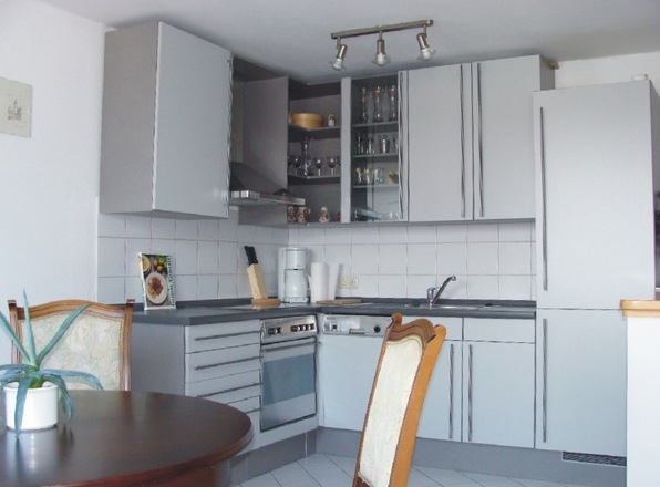 Fühlen Sie sich wie Zuhause mit einer voll ausgestatteten Küche