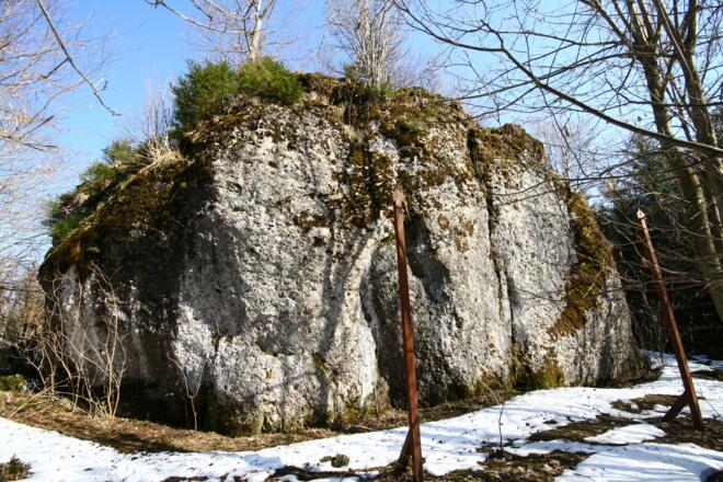 Der riesige Findling Dengelstein