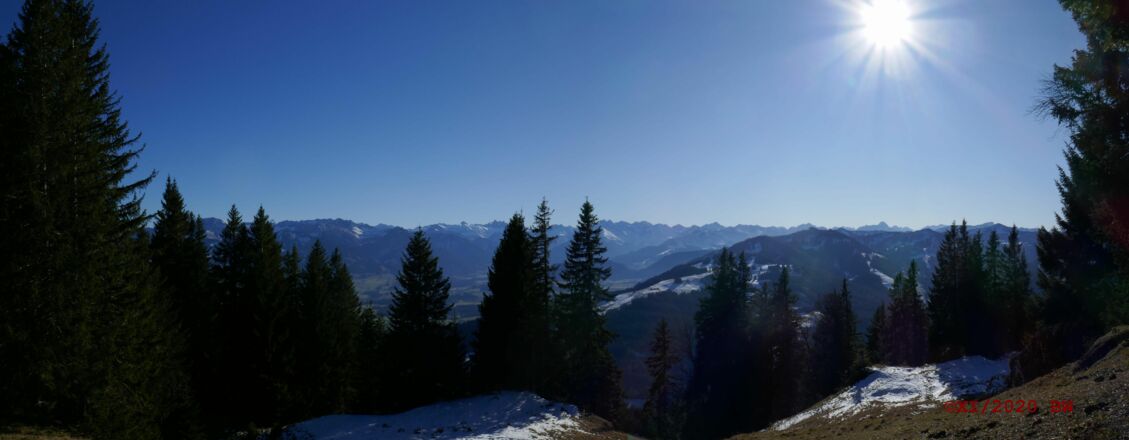 Rast kurz unterm Bärenkopf mit schöner Aussicht ins Allgäuer Hochgebirge
