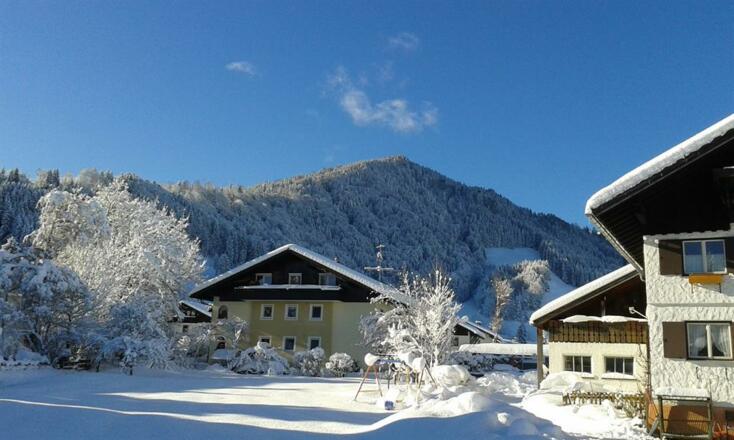 Haus mit Blick zum Mittag