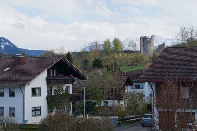 Blick vom Balkon zur Burg