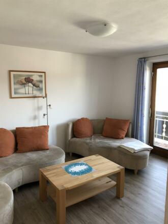 FCBCA002-3D0A-4C9B-B9FA-C8934D160B18