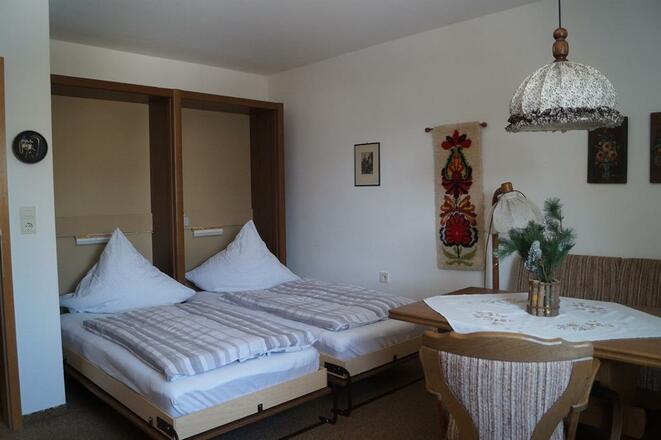 Schlafgelegenheit für 2 Personen